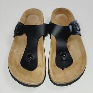 CUSHIONAIRE LEAH CORK FOOTBED THONG SANDAL IN BLACK, SZ 10